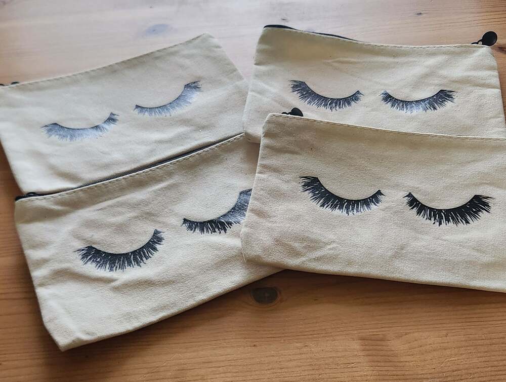 Set of 4 Cotton Canvas Cosmetic Bags with Eyelash Print Zipper Pouches